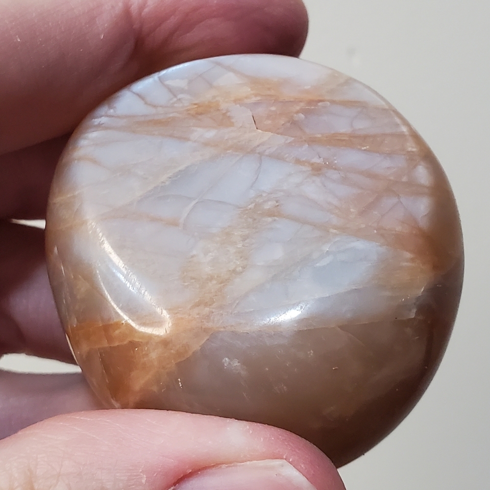 Peach Moonstone Crystal Palmstone 109 grams - Picture 7 of 9